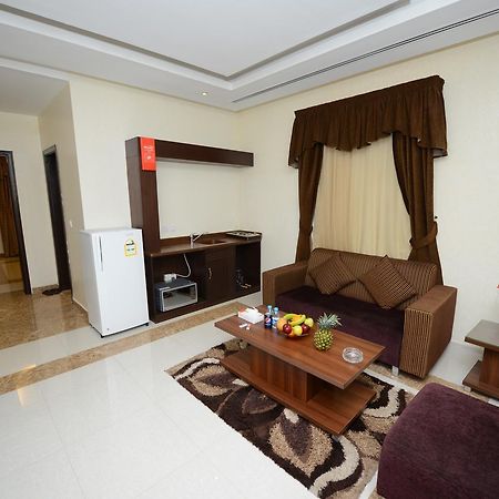 Hotelier Suites Riyad Dış mekan fotoğraf