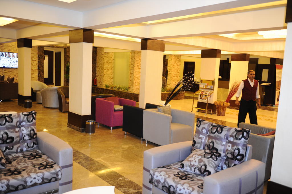 Hotelier Suites Riyad Dış mekan fotoğraf