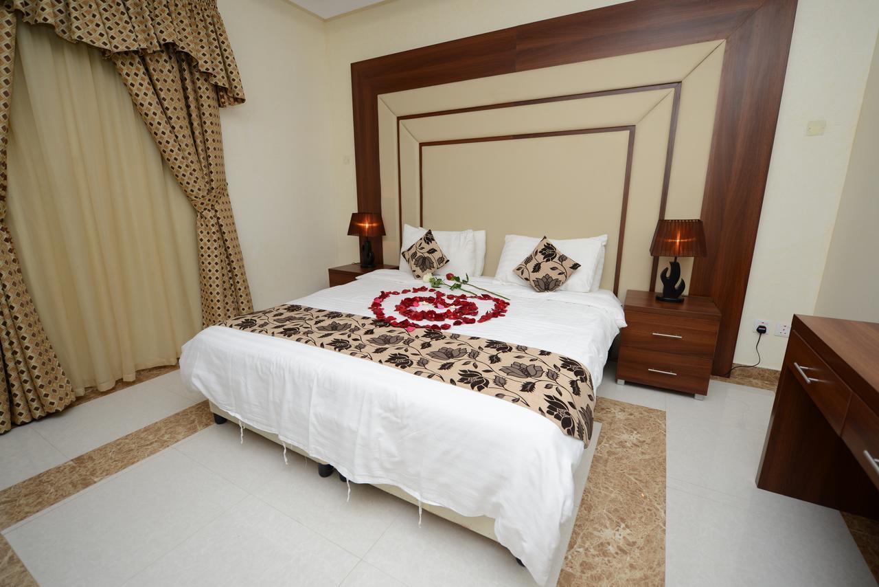 Hotelier Suites Riyad Dış mekan fotoğraf