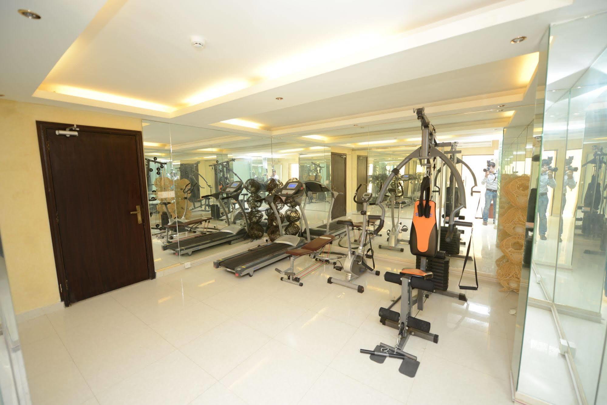 Hotelier Suites Riyad Dış mekan fotoğraf